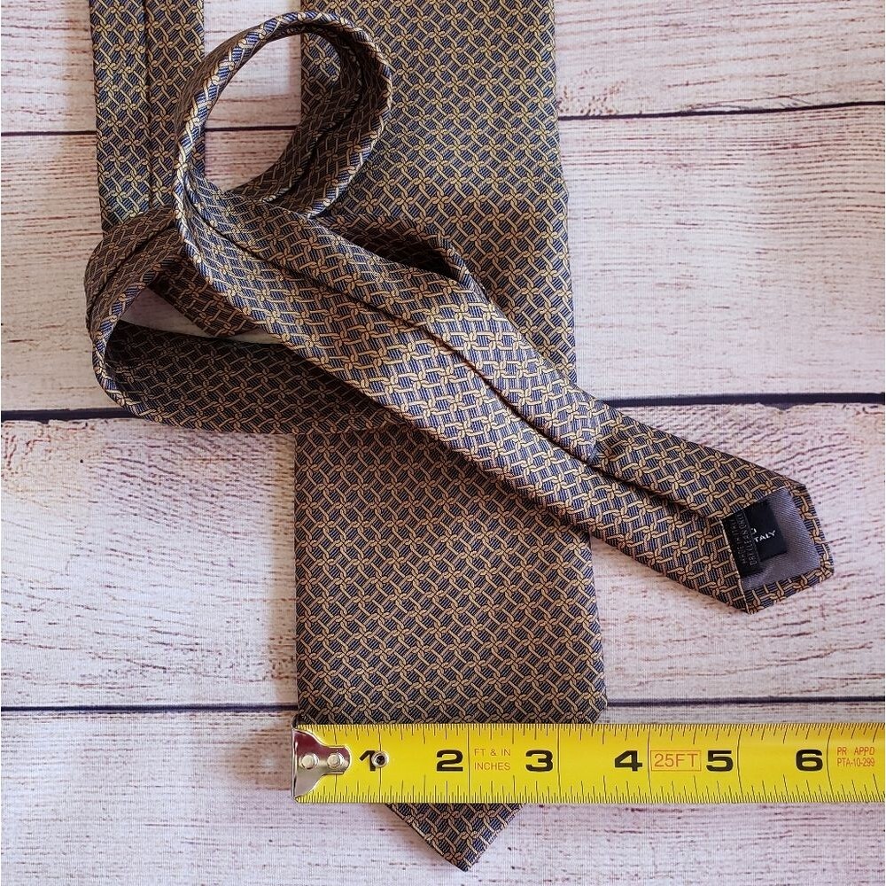 Barneys New York 100% Silk Chain Link Print Tie Italy Gray Brown - Picture 7 of 8